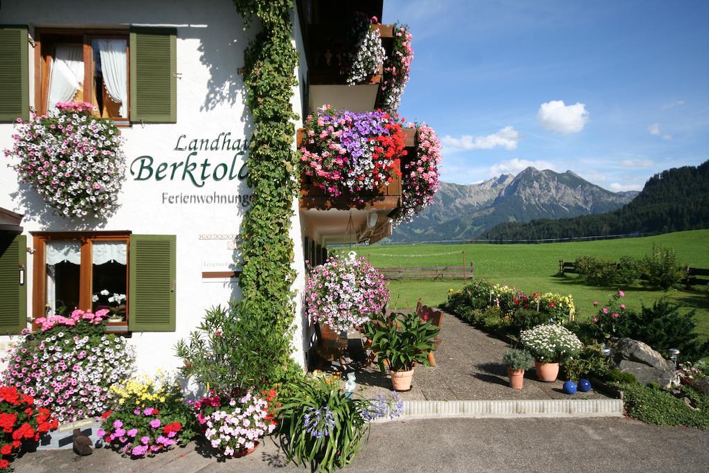 Berktold Apartment *